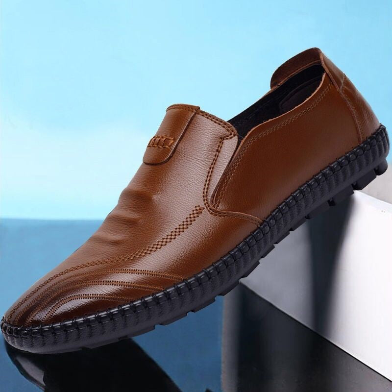 Men's Loafers RelaxedFit SlipOn Loafer Men Shoes Spring Leisure Men's Shoes Spring and Autumn Leather Shoes