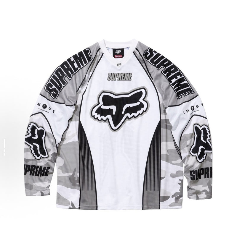 Long-sleeve T-shirt