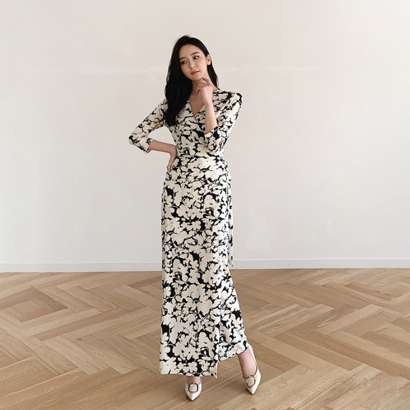 Gloria Vanderbilt Beach One-Piece Black and White Printed 3/4 Sleeves