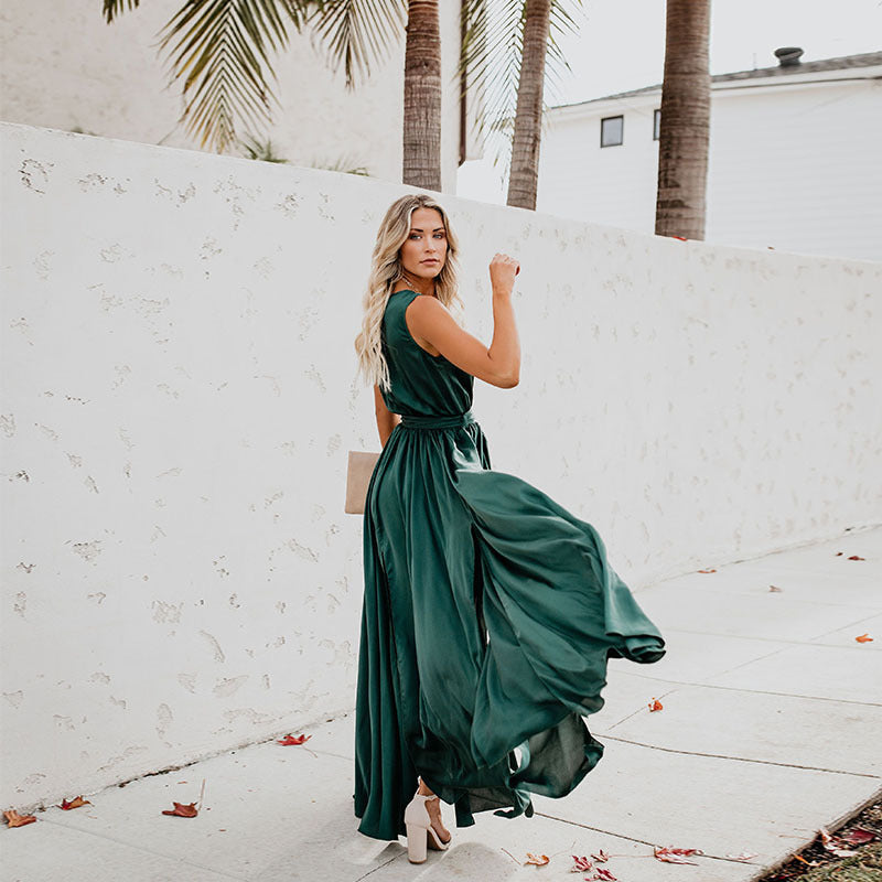 Emerald Green Dress V-neck Sleeveless High Slit Swing