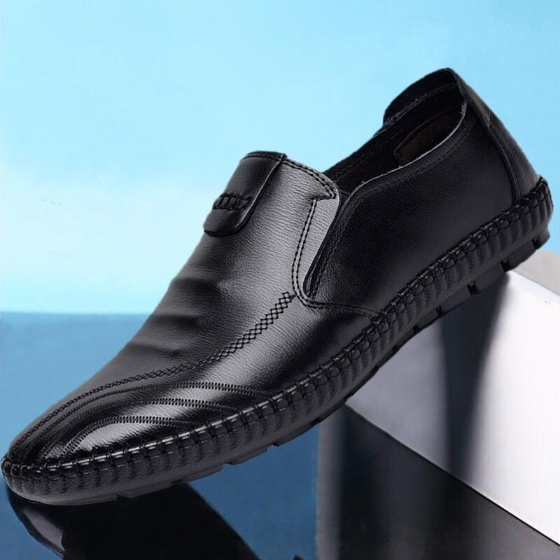 Men's Loafers RelaxedFit SlipOn Loafer Men Shoes Winter Cotton Shoes Casual Men's Shoes Spring and Autumn Leather Shoes