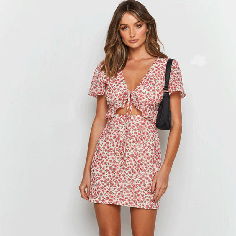 Kendall Jenner Wedding Guest Dress V-neck Low-Cut Lace-up A- line Skirt High Waist Short Sleeve Backless Floral