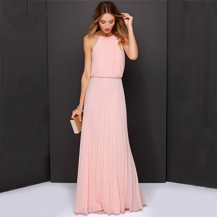 Kendall Jenner Wedding Guest Dress Halter Solid Color Sleeveless Beach