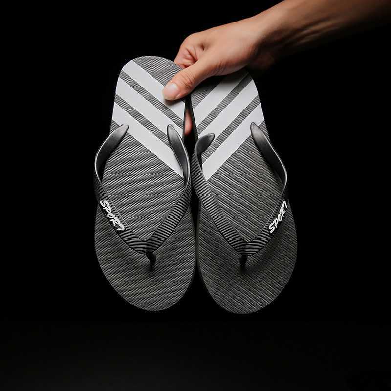 Men's Slides Non Slip Shoes Indoor Outdoor Summer Men's Slippers Trendy Men's Slippers