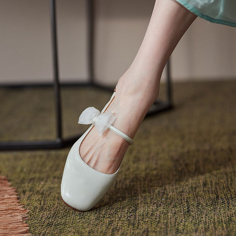 Nude Low Block Heel Bowknot Word with Toe Box
