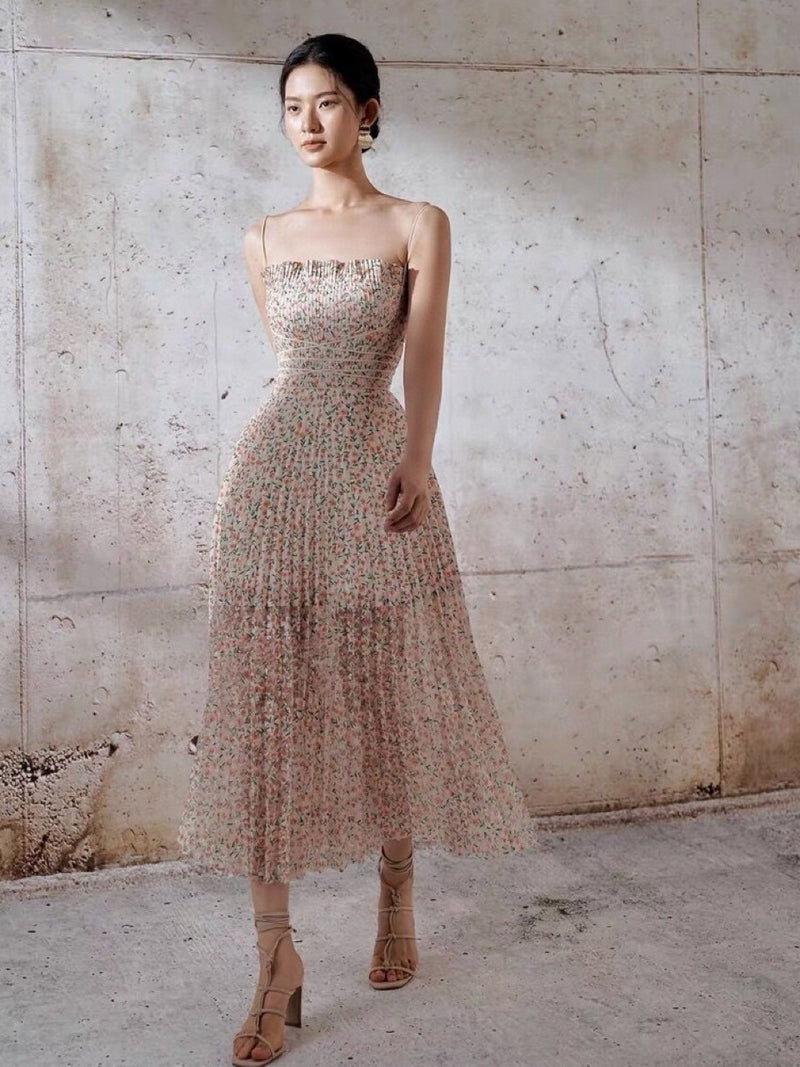 Kendall Jenner Wedding Guest Dress Embroidery Floral Cross Strap Style Small Floral