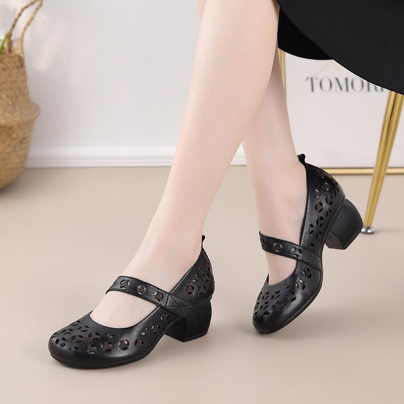 Highway Flat Sandals Spring and Summer Retro Velcro Chunky Heel Hollow Out Hole Sandals