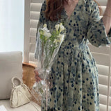 Emerald Green Dress V-neck Tight Waist Long Floral
