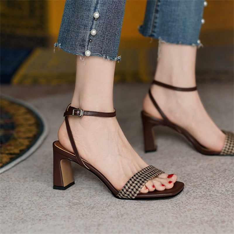 Nude Low Block Heel Chunky Heel Ankle-Strap Buckle Open Toe Square Toe