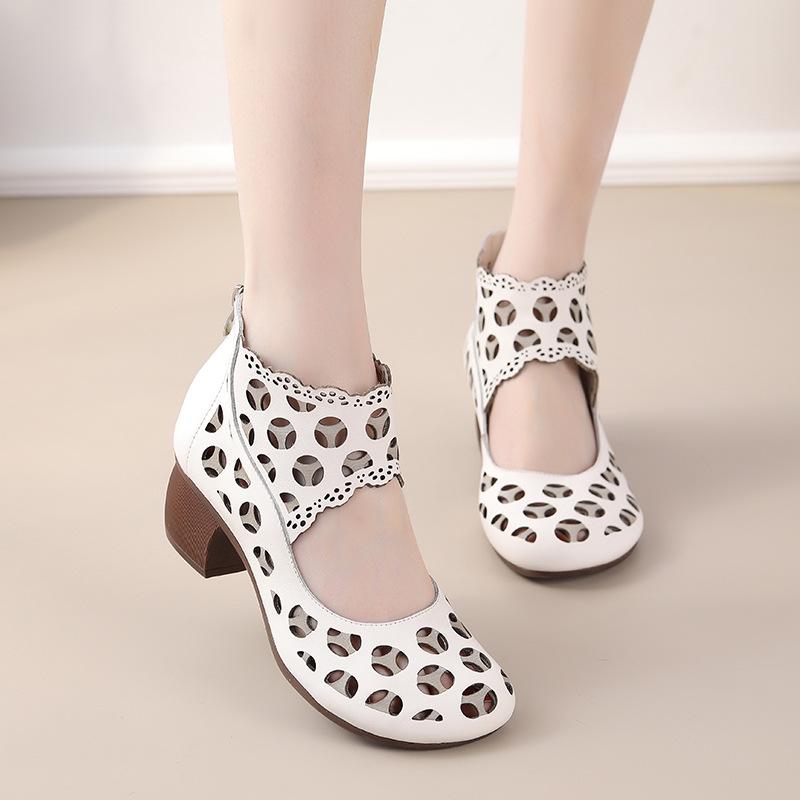 Highway Flat Sandals Summer Hollow Mid Heel Fashion Retro Mom Leather Shoes