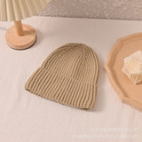 Red Beanie Hat Autumn and Winter Retro Knitted Hat Wool Dome
