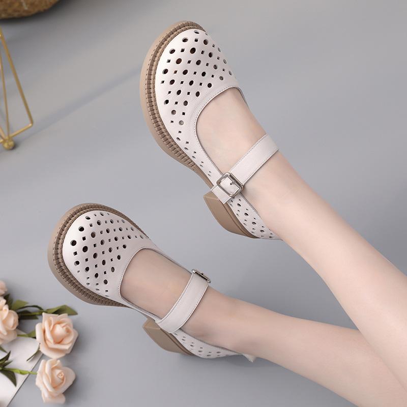 Highway Flat Sandals Summer Genuine Leather Retro Hollow Breathable Casual Sandals for Women