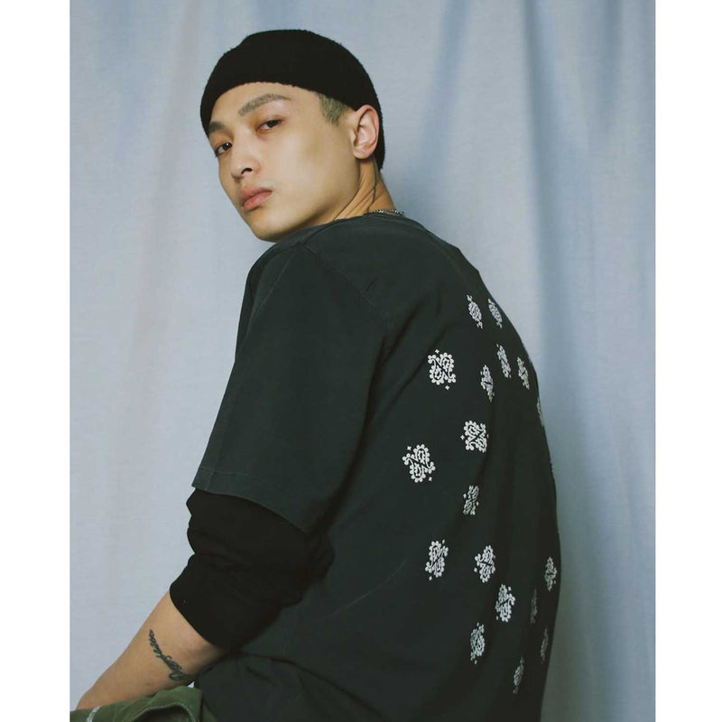 Askyurself T Shirt Paisley Embossed Three-Dimensional Puff Print Distressed